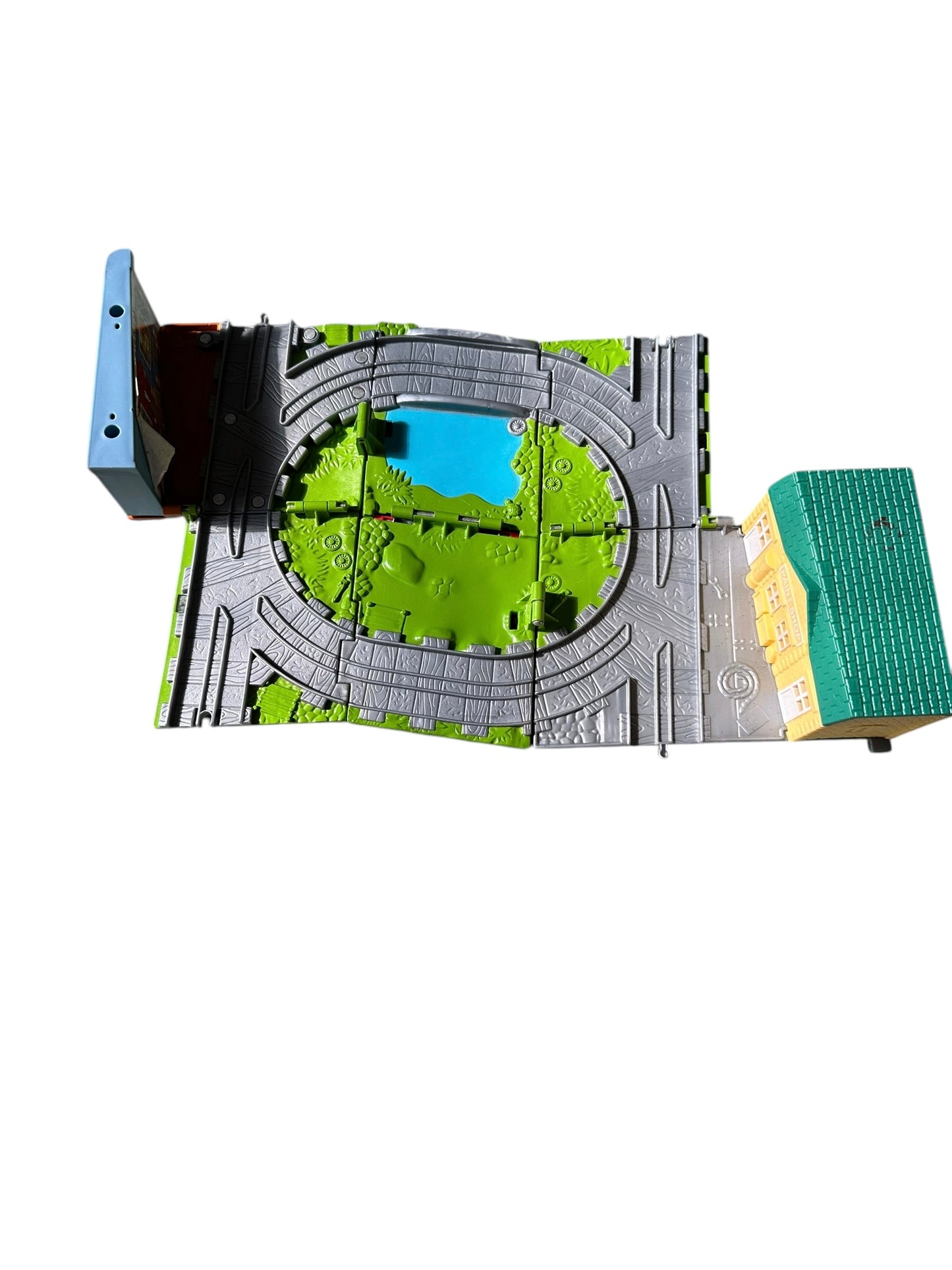 Thomas and Friends Paint Shop Portable Tracks