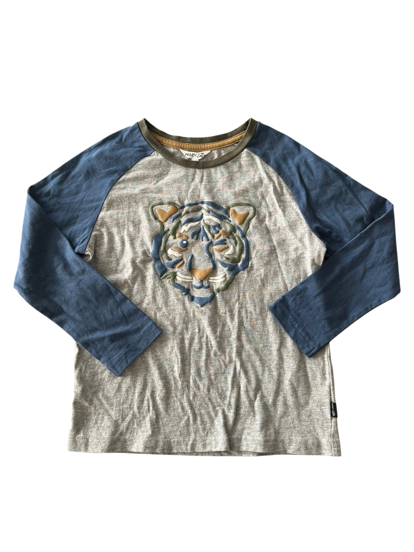 Mac and Ellie Long Sleeve Top - Size 6
