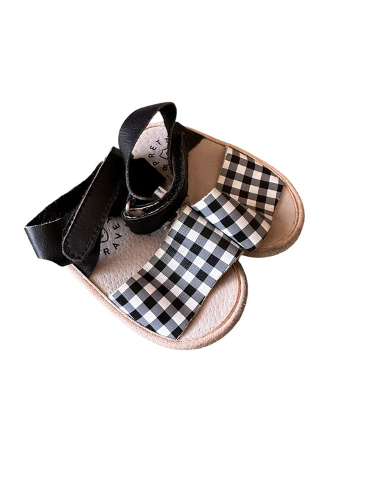 Pretty Brave Gingham Sandals - Size Small (0-6 Months)