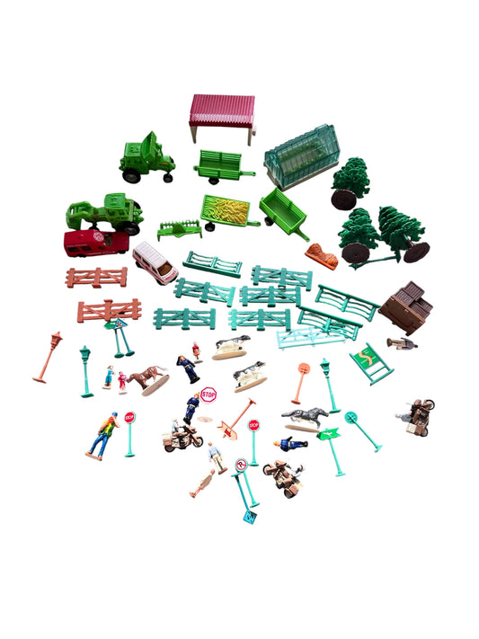 Miniature Farm Set