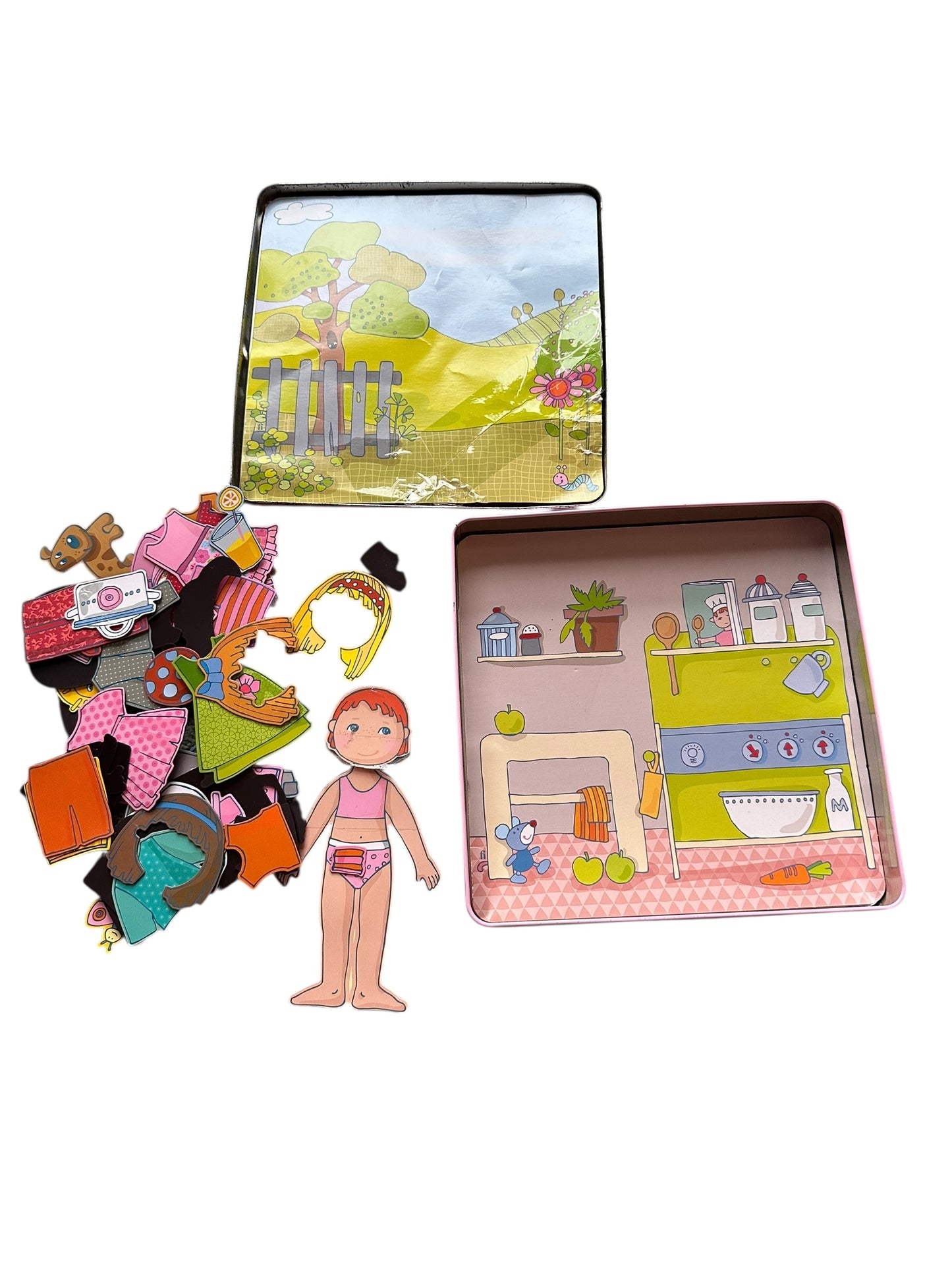 HABA Magnetic Dressing Scene